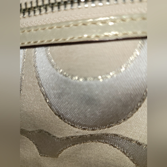 Coach Poppy shoulder bag - Picture 5 of 16